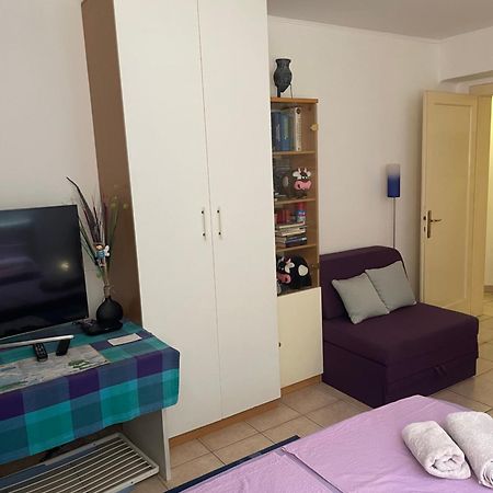 Studio Apartment Yess ,สปลิท ภายนอก รูปภาพ